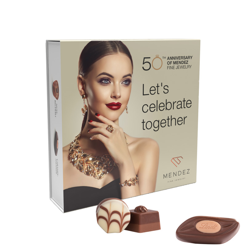 Lindt Präsent; 9 Lindt Mini Pralinés mit Werbeschuber Standard: Karton, weiß, FSC®-Zertifiziert, Inlay: Kunststoff