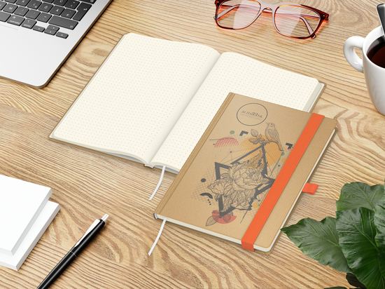 Notizbuch Match-Book Naturpapier-Hardcover individuell bedruckt, DIN A5, Papierfarbe/Lineatur Cremefarben/Punktraster, Einband-Papierfarbe Braun