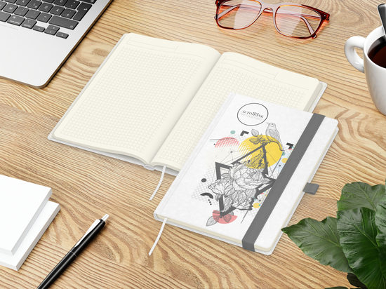 Notizbuch Match-Book Naturpapier-Hardcover individuell bedruckt, DIN A5, Papierfarbe/Lineatur Cremefarben/Winkelkaro, Einband-Papierfarbe Weiß
