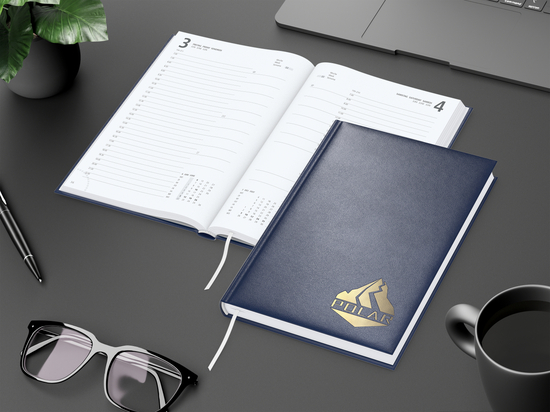 Tageskalender Advance Mo.–So. je 1 Seite Kunstleder-Hardcover, Goldprägung inkl.