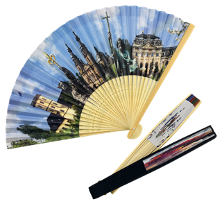 Fächer aus Bambus und recyceltem Papier