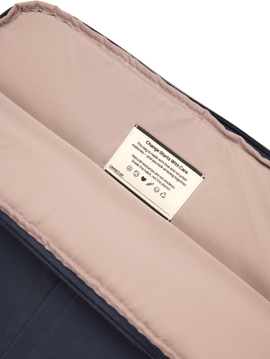 KENTO URBAN 15,6" Laptop-Sleeve aus RCS rec. Nylon