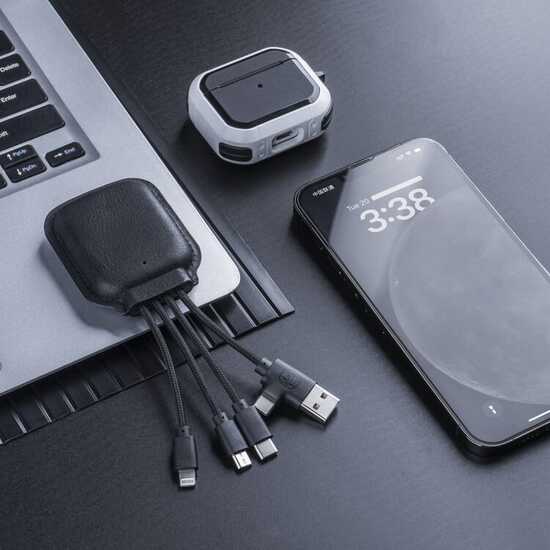 4001 | Xoopar Iné Gamma NFC Powerbank with Charging cables 3000mAh