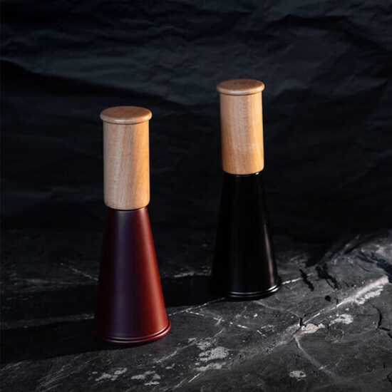 Sagaform "Gurken" Salz- oder Pfeffermühle medium, 20,5 cm