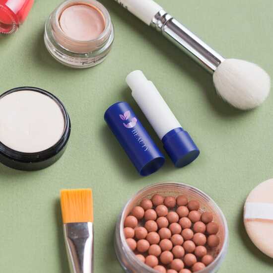 Klassischer Lippenpflegestift aus recycelten Materialien