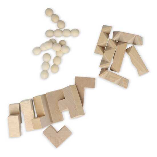 Dieses nachhaltige Set enthält drei spannende Denkspiele: ein Sternenpuzzle, ein Pyramidenpuzzle und ein 3D-Würfelpuzzle, die alle aus FSC-Holz gefertigt sind. Sie sind in einer FSC-Holzbox