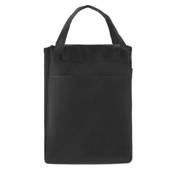 Gefaltete Kühltasche und Picknickmatte