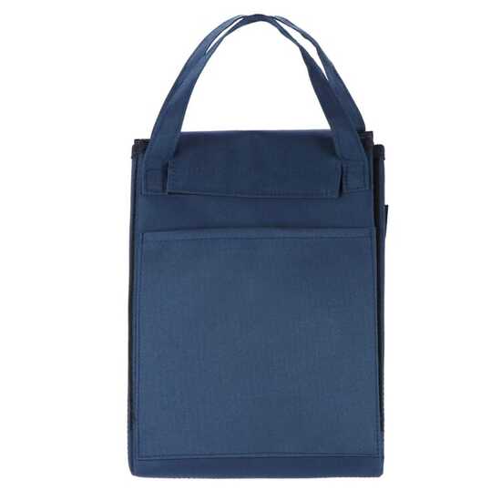 Gefaltete Kühltasche und Picknickmatte