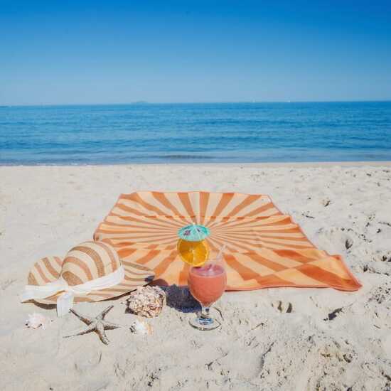 R-PET-Schnelltrocknungs-Strandtuch 100 × 180 cm, Sublimationsdruck